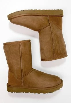 Ugg Classic Short - Classic Ankle Boots - Chestnut -winter shoes Sales 2023 00123b1691664a40a6e32bc5caa3f4b6