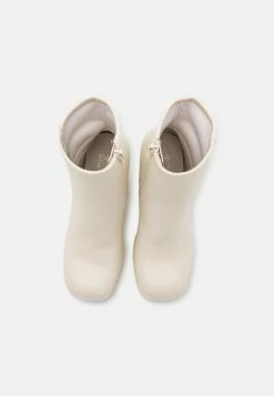 Call It Spring Vegan Izabelle - High Heeled Ankle Boots -winter shoes Sales 2023 03307512fd9945fd93739b8fcc84f275