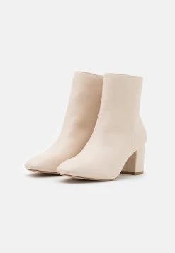 Raid Klara - Classic Ankle Boots - Nude -winter shoes Sales 2023 0811bfa2ca5945fe86abac2af38c3b33