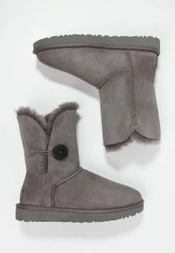 Ugg Bailey Button Ii - Classic Ankle Boots - Grey 10 Ugg Bailey Button Ii - Classic Ankle Boots - Grey -winter shoes Sales 2023 083e32cf055e41e6a34385d57c7786dc