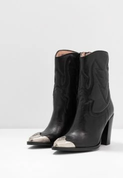 Bronx New Americana - High Heeled Ankle Boots - Black -winter shoes Sales 2023 08cb42542e6c43aebb91e3c8dc1e535f