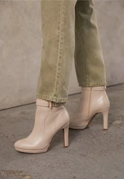Buffalo Audrina - High Heeled Ankle Boots - Nude -winter shoes Sales 2023 0bdfbbf6417a42bf9366e2d0627de6d3