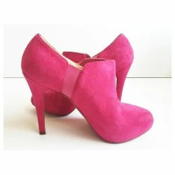 Christian Louboutin Pink Fushcia C'est Moi Suede Leather Platform Ankle Boots -winter shoes Sales 2023 125645 3