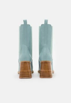 ANGEL ALARCON Classic Ankle Boots - Classic Ankle Boots -winter shoes Sales 2023 1cc6b1722aee47618d53f1be9ee5d252