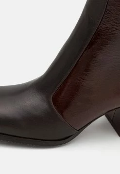 Chie Mihara Saira - Classic Ankle Boots - Testa/Granate 13 Chie Mihara Saira - Classic Ankle Boots - Testa/Granate -winter shoes Sales 2023 225e5f8d0b294f1793c6135899e29643