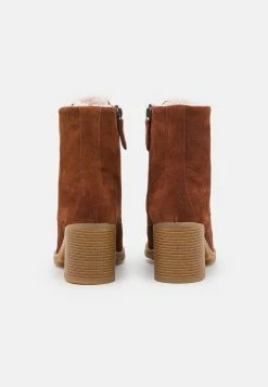 Clarks Clarkwell Lace - Lace-Up Ankle Boots - British Tan -winter shoes Sales 2023 2562c28e4d9f467096bfcebd444ad569