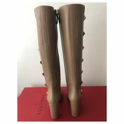 Valentino Garavani Rockstud Leather Riding Boots Beige -winter shoes Sales 2023 269227 7
