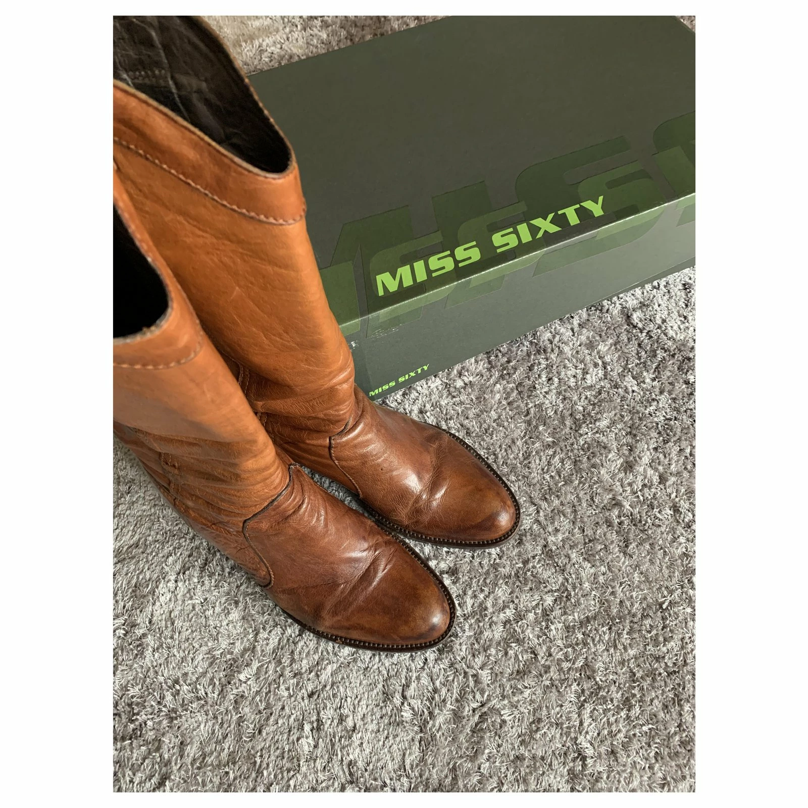 Miss Sixty Boots In Light Brown Leather / Camel, Medium-high, With Removable Chain 3 Miss Sixty Boots In Light Brown Leather / Camel, Medium-high, With Removable Chain - Image 3