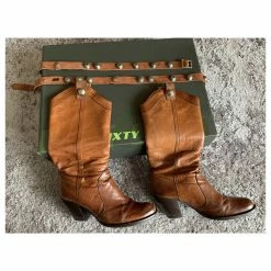 Miss Sixty Boots In Light Brown Leather / Camel, Medium-high, With Removable Chain 14 Miss Sixty Boots In Light Brown Leather / Camel, Medium-high, With Removable Chain -winter shoes Sales 2023 274655 7
