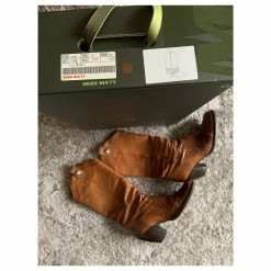 Miss Sixty Boots In Light Brown Leather / Camel, Medium-high, With Removable Chain 15 Miss Sixty Boots In Light Brown Leather / Camel, Medium-high, With Removable Chain -winter shoes Sales 2023 274655 8