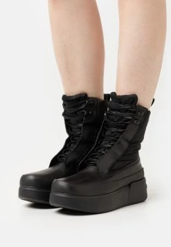 Calvin Klein Padded Combat Boot - Platform Ankle Boots - Black