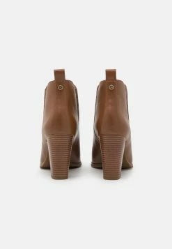MICHAEL Michael Kors Evaline Heeled - High Heeled Ankle Boots - Luggage 10 MICHAEL Michael Kors Evaline Heeled - High Heeled Ankle Boots - Luggage -winter shoes Sales 2023 28b2926b9f3a4caeafdea15580c237ac