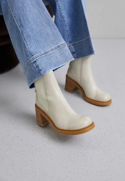 See By Chloé Bonni - Platform Ankle Boots - Natural