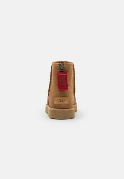 Ugg Classic Mini Logo Zip - Classic Ankle Boots - Chestnut -winter shoes Sales 2023 32018fa881d0416b9ff8c56586cf1ca5