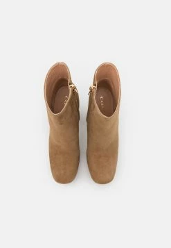 Coach Iona - High Heeled Ankle Boots -winter shoes Sales 2023 3842b933a57049209e25bb63f6748c7d