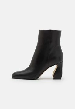Bootie - High Heeled Ankle Boots - Black