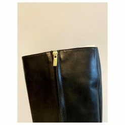 Stylish Yves Saint Laurent Leather Boots. Black 19 Stylish Yves Saint Laurent Leather Boots. Black -winter shoes Sales 2023 395782 10