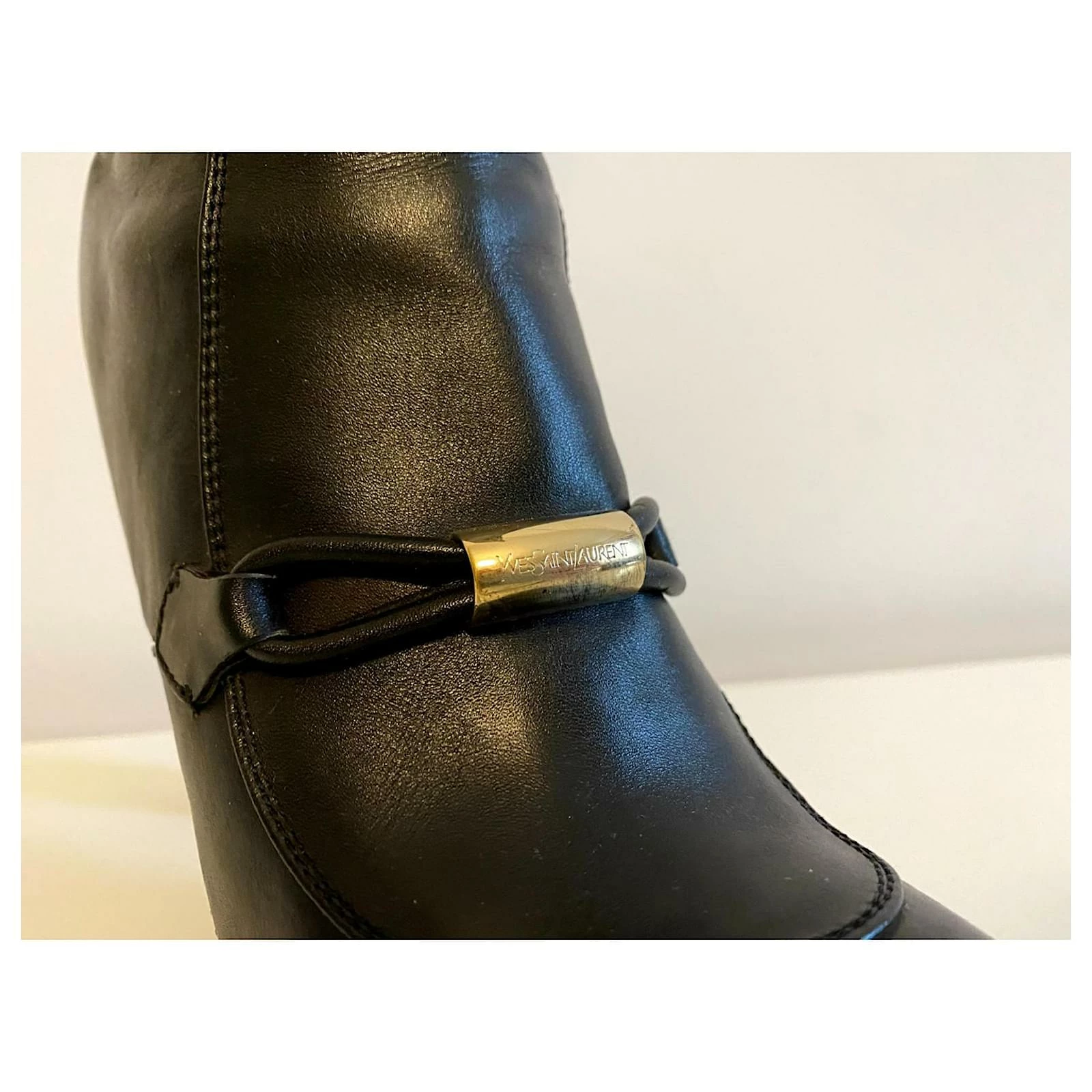 Stylish Yves Saint Laurent Leather Boots. Black 5 Stylish Yves Saint Laurent Leather Boots. Black - Image 5