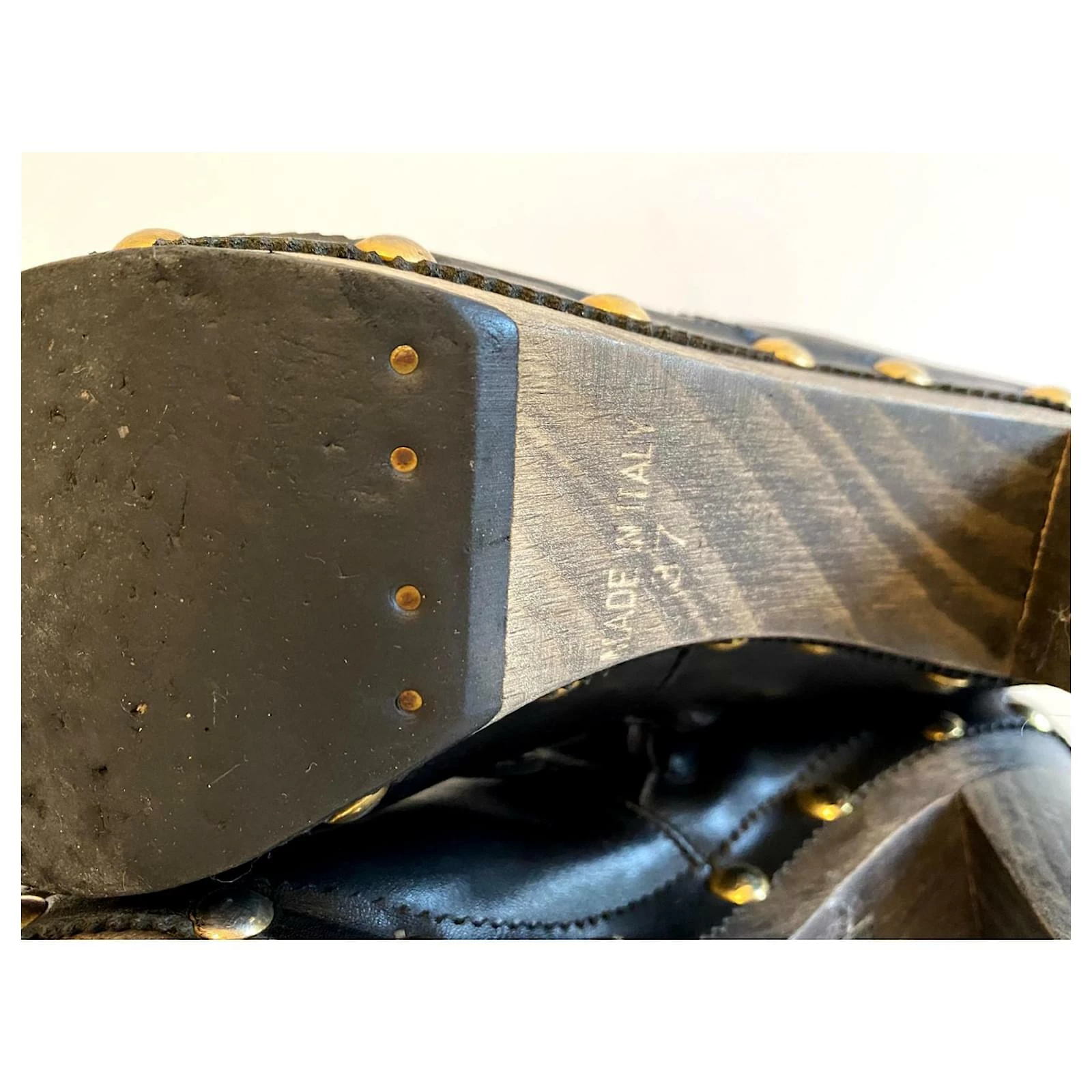 Stylish Yves Saint Laurent Leather Boots. Black 7 Stylish Yves Saint Laurent Leather Boots. Black - Image 7