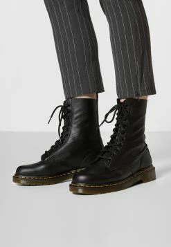 Dr. Martens 1490 10 Eye Virginia - Lace-Up Ankle Boots -winter shoes Sales 2023 39678fdde4474011b86add9d44f29440