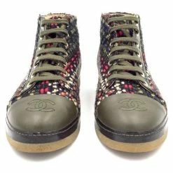 Chanel Ankle Boots In Green Leather And Tweed With Cs On Fronts 6 Chanel Ankle Boots In Green Leather And Tweed With Cs On Fronts -winter shoes Sales 2023 399213 3