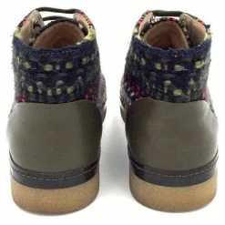 Chanel Ankle Boots In Green Leather And Tweed With Cs On Fronts 7 Chanel Ankle Boots In Green Leather And Tweed With Cs On Fronts -winter shoes Sales 2023 399213 4