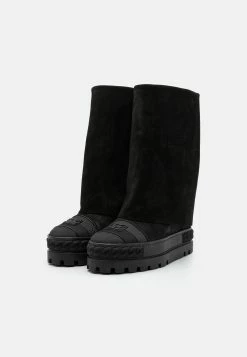 Casadei Ginnica - Wedge Ankle Boots - Renna Nero 9 Casadei Ginnica - Wedge Ankle Boots - Renna Nero -winter shoes Sales 2023 3c662700a8504927922010b0e5d4b06f