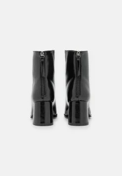 Vero Moda Vmnesya Boot - Classic Ankle Boots - Black -winter shoes Sales 2023 484077017f4649888e4772a971e73963