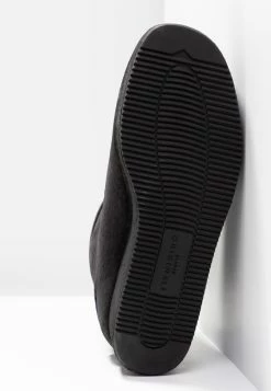 Clarks Originals Wallabee Craft - Platform Ankle Boots - Black -winter shoes Sales 2023 4fe7bb7a93774c2aa459df0fa1ff3234