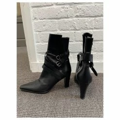 Hermès HERMES Black Leather Ankle Boots 12 Hermès HERMES Black Leather Ankle Boots -winter shoes Sales 2023 519466 3