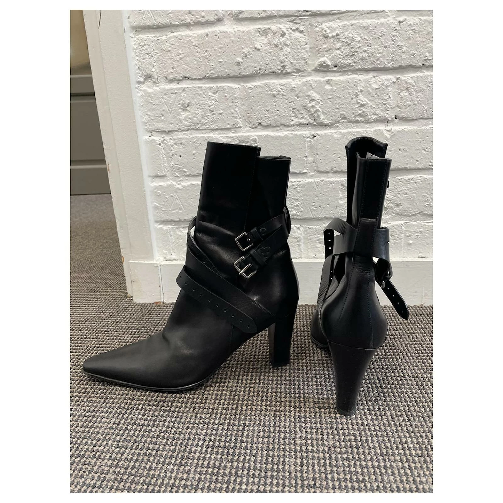 Hermès HERMES Black Leather Ankle Boots 3 Hermès HERMES Black Leather Ankle Boots - Image 3