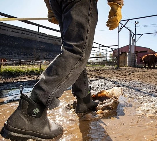 Muck Boot Men's Chore Classic Chelsea Boots Black 2 Muck Boot Men's Chore Classic Chelsea Boots Black - Image 2