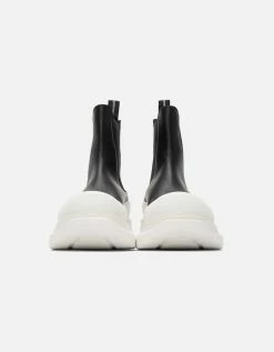 Alexander McQueen Black Tread Slick Chelsea Boots