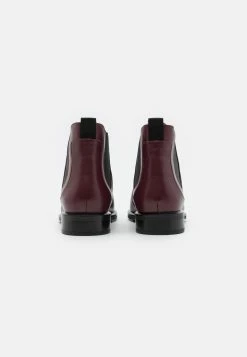 Emporio Armani Boot - Classic Ankle Boots - Bordeaux/Nero -winter shoes Sales 2023 576e9fbdf7644fd0aadc5110112205cc
