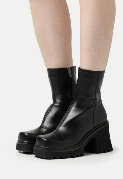 Lamoda Old Friend - High Heeled Ankle Boots - Black