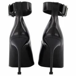 Alexander Mcqueen Black Boxcar Leather Boots With Silver Hardware Multiple Colors 6 Alexander Mcqueen Black Boxcar Leather Boots With Silver Hardware Multiple Colors -winter shoes Sales 2023 596469 3