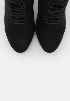 Lace-Up Ankle Boots - Black -winter shoes Sales 2023 5d1877a5c2284f108017bb41a585090f