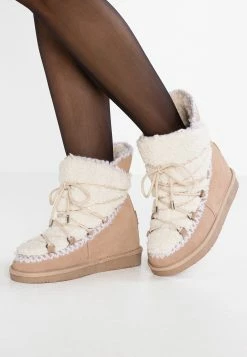 Gioseppo Wedge Ankle Boots - Camel