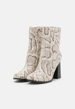 Classic Ankle Boots - Multi-Coloured -winter shoes Sales 2023 67052acff66a4c98a5ad6a5e51f22c7a