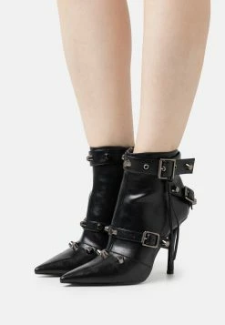 Steve Madden Fortitude - Classic Ankle Boots - Black