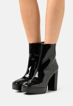 Madden Girl Autumn - High Heeled Ankle Boots