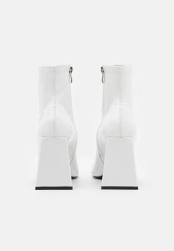 Raid Chehloh - Classic Ankle Boots - White -winter shoes Sales 2023 7d81b1f0a8e44139a0897699778053bc