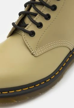 Dr. Martens 1460 Unisex - Lace-Up Ankle Boots 11 Dr. Martens 1460 Unisex - Lace-Up Ankle Boots -winter shoes Sales 2023 7eab320756a54dd4bf8ab13a7b2c9d0b