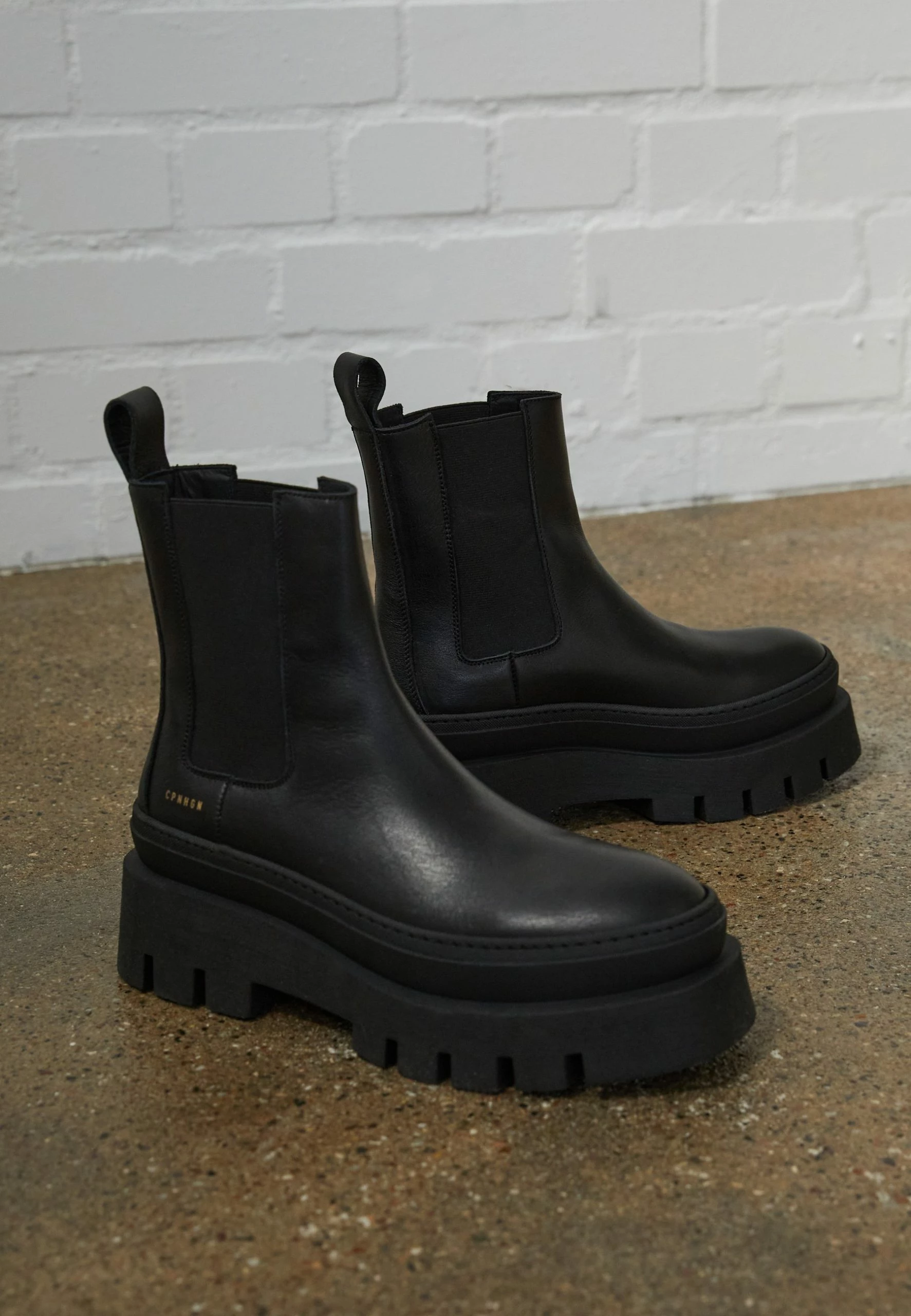 COPENHAGEN Cph686 - Platform Ankle Boots - Black 2 COPENHAGEN Cph686 - Platform Ankle Boots - Black - Image 2