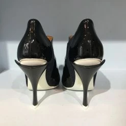 FENDI Ankle Boots T.eu 37 Patent Leather Black -winter shoes Sales 2023 822536 4