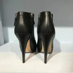 CHANEL Ankle Boots T.eu 37.5 Leather Black -winter shoes Sales 2023 822605 4