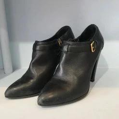 MIU MIU Ankle Boots T.eu 37 Leather Black -winter shoes Sales 2023 823516 3