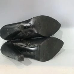 MIU MIU Ankle Boots T.eu 37 Leather Black -winter shoes Sales 2023 823516 5