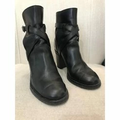 CHANEL Ankle Boots T.eu 37 Leather Black -winter shoes Sales 2023 827518 3