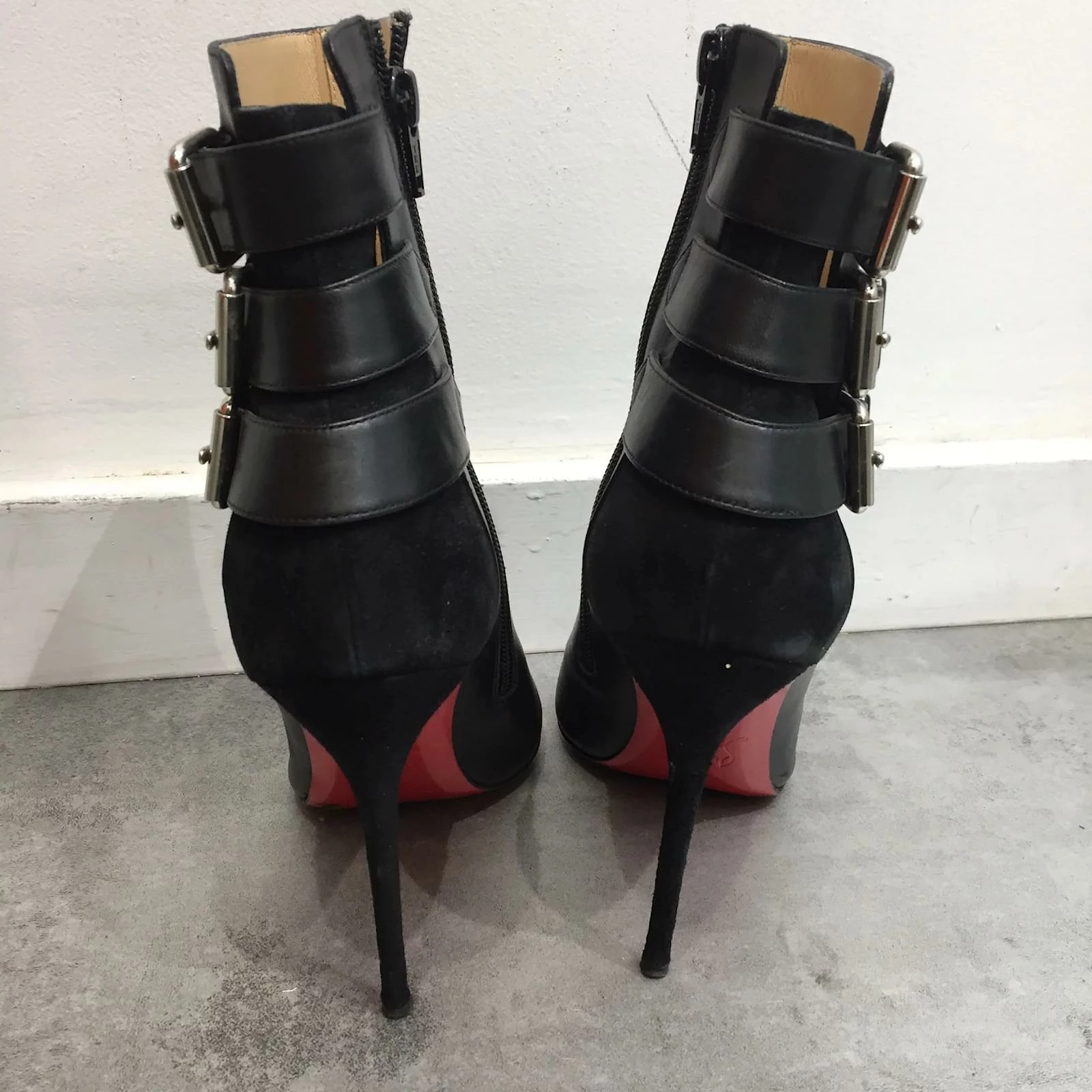CHRISTIAN LOUBOUTIN Ankle Boots T.eu 38 Leather Black 3 CHRISTIAN LOUBOUTIN Ankle Boots T.eu 38 Leather Black - Image 3